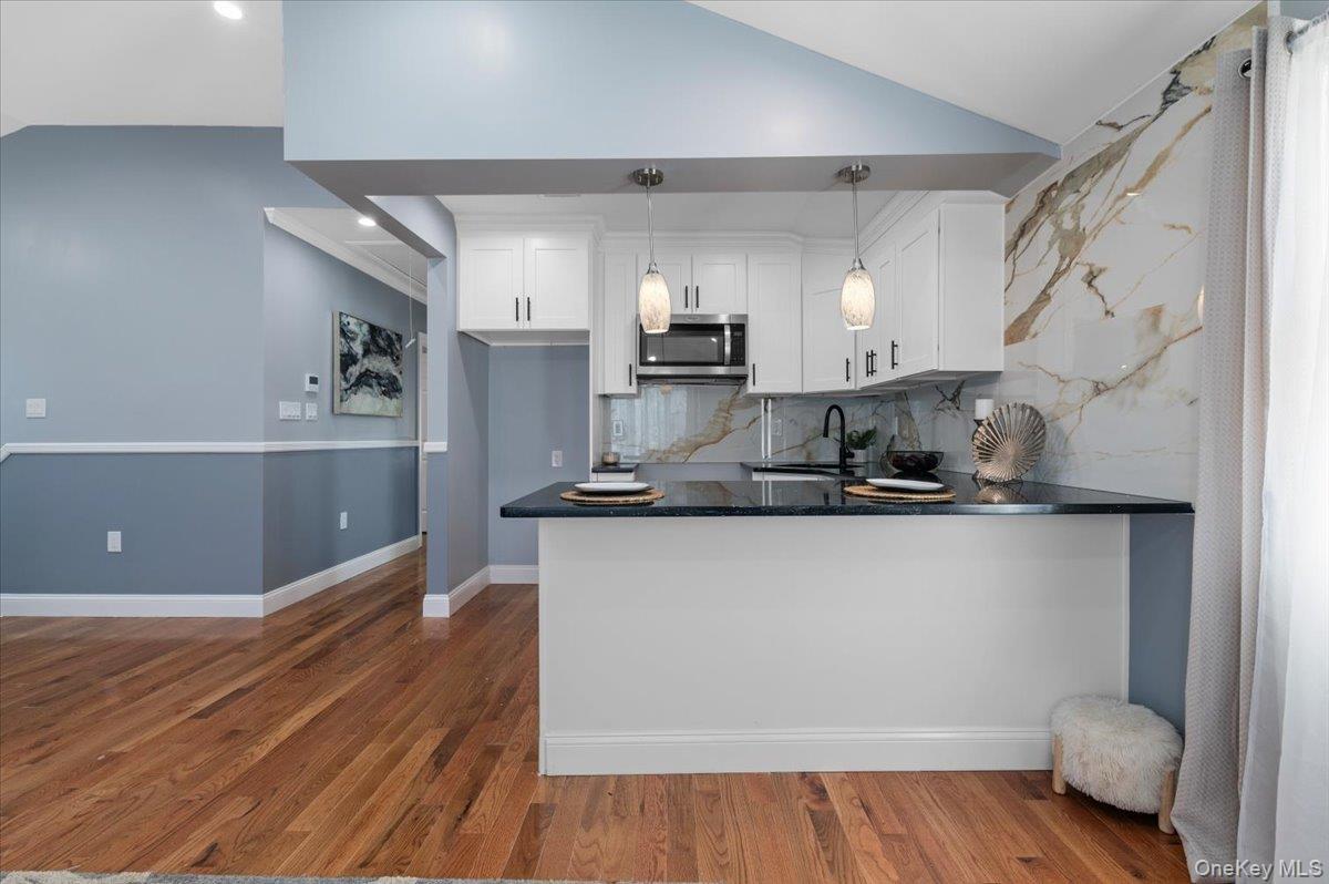 Single Family 223rd Queens, NY 11413, MLS-953129-17