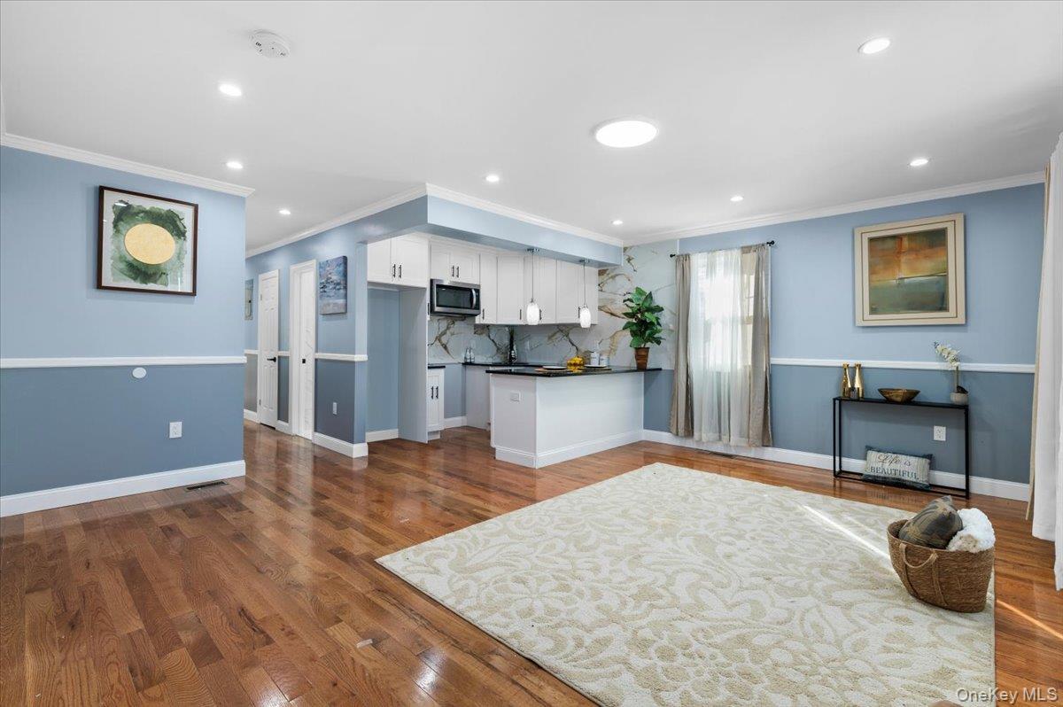 Single Family 223rd Queens, NY 11413, MLS-953129-2