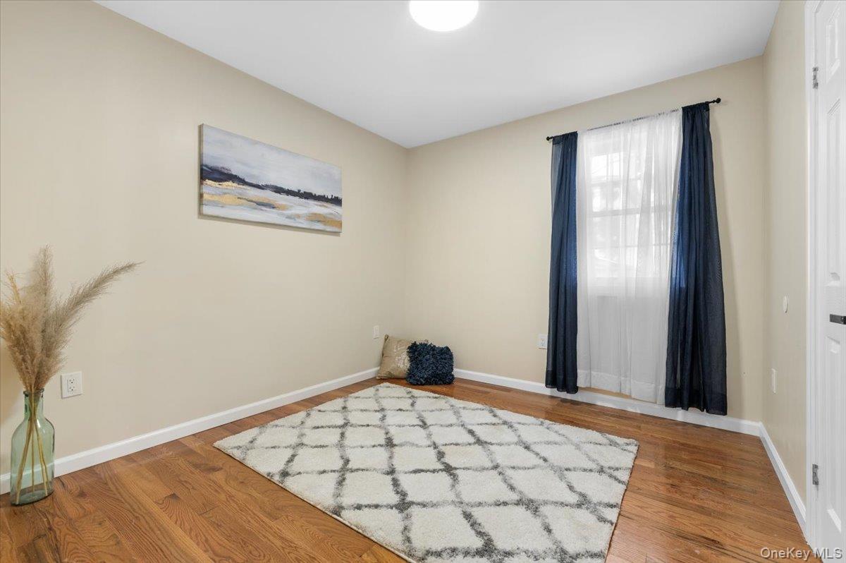 Single Family 223rd Queens, NY 11413, MLS-953129-8