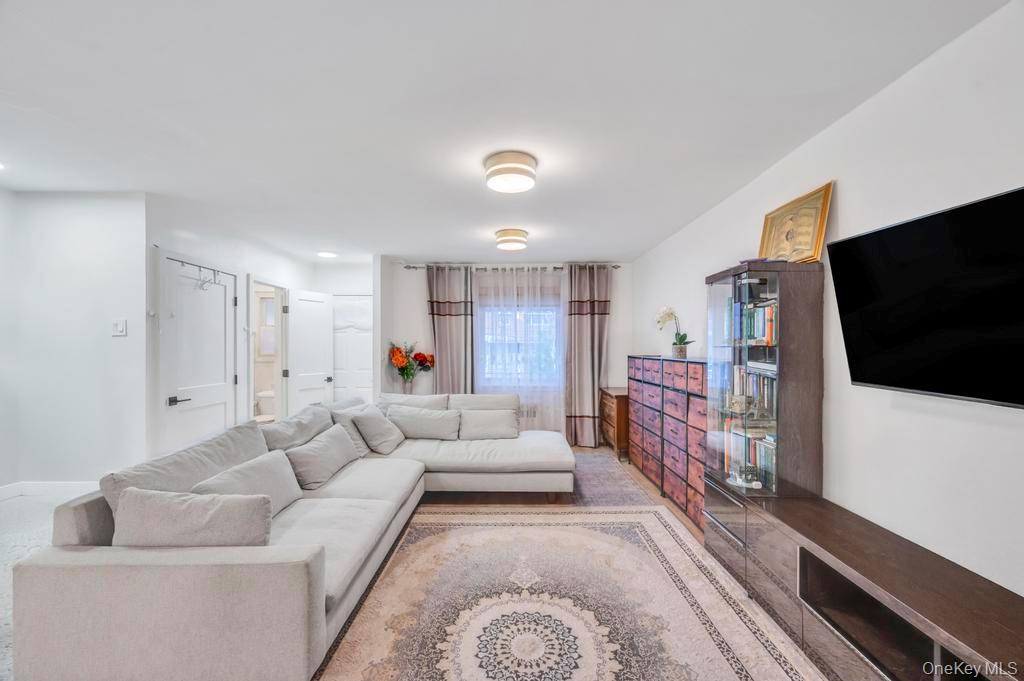 Single Family 68th  Brooklyn, NY 11234, MLS-953177-5