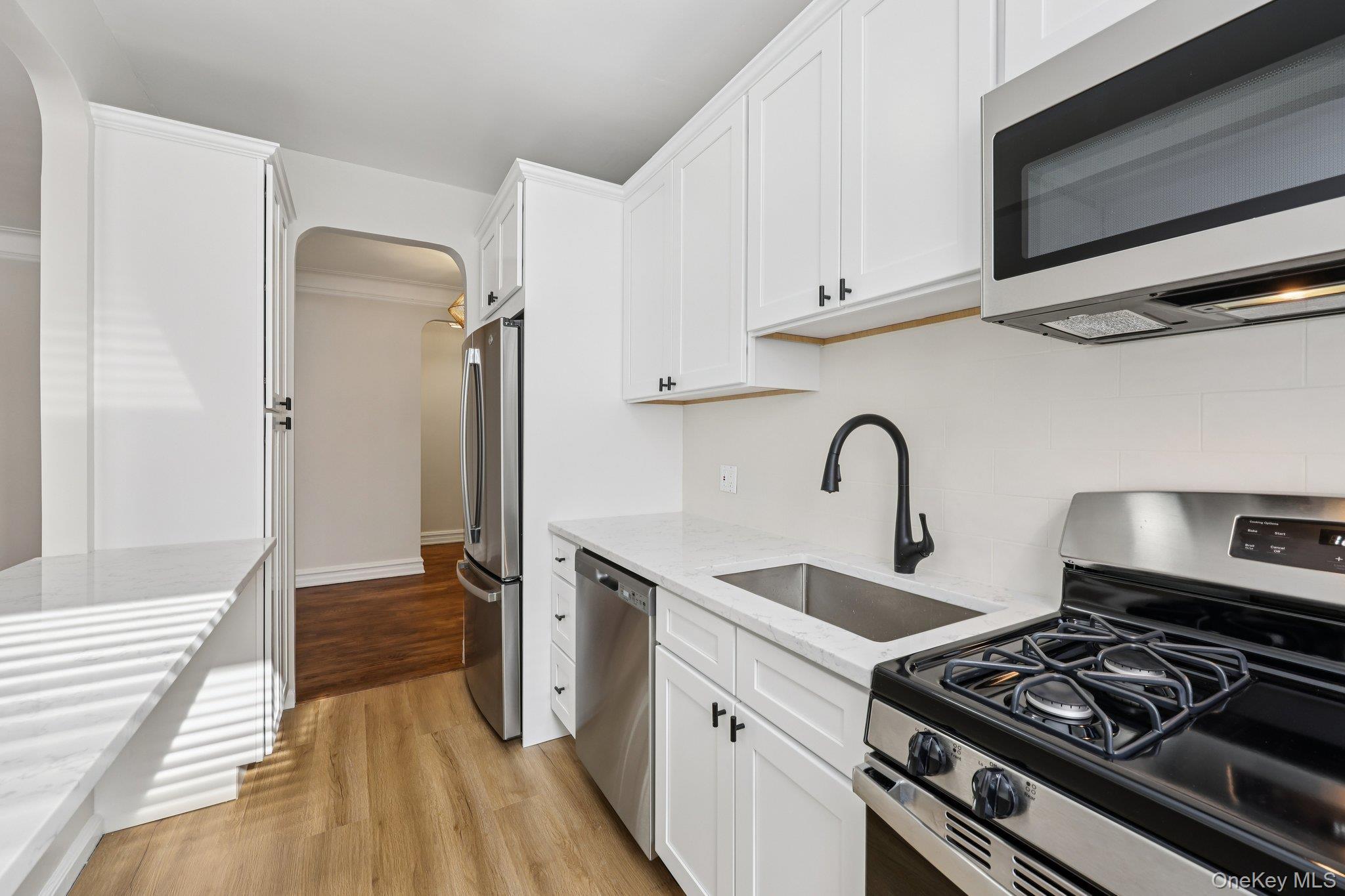 Coop Bronxville Westchester County, NY 10708, MLS-953198-15