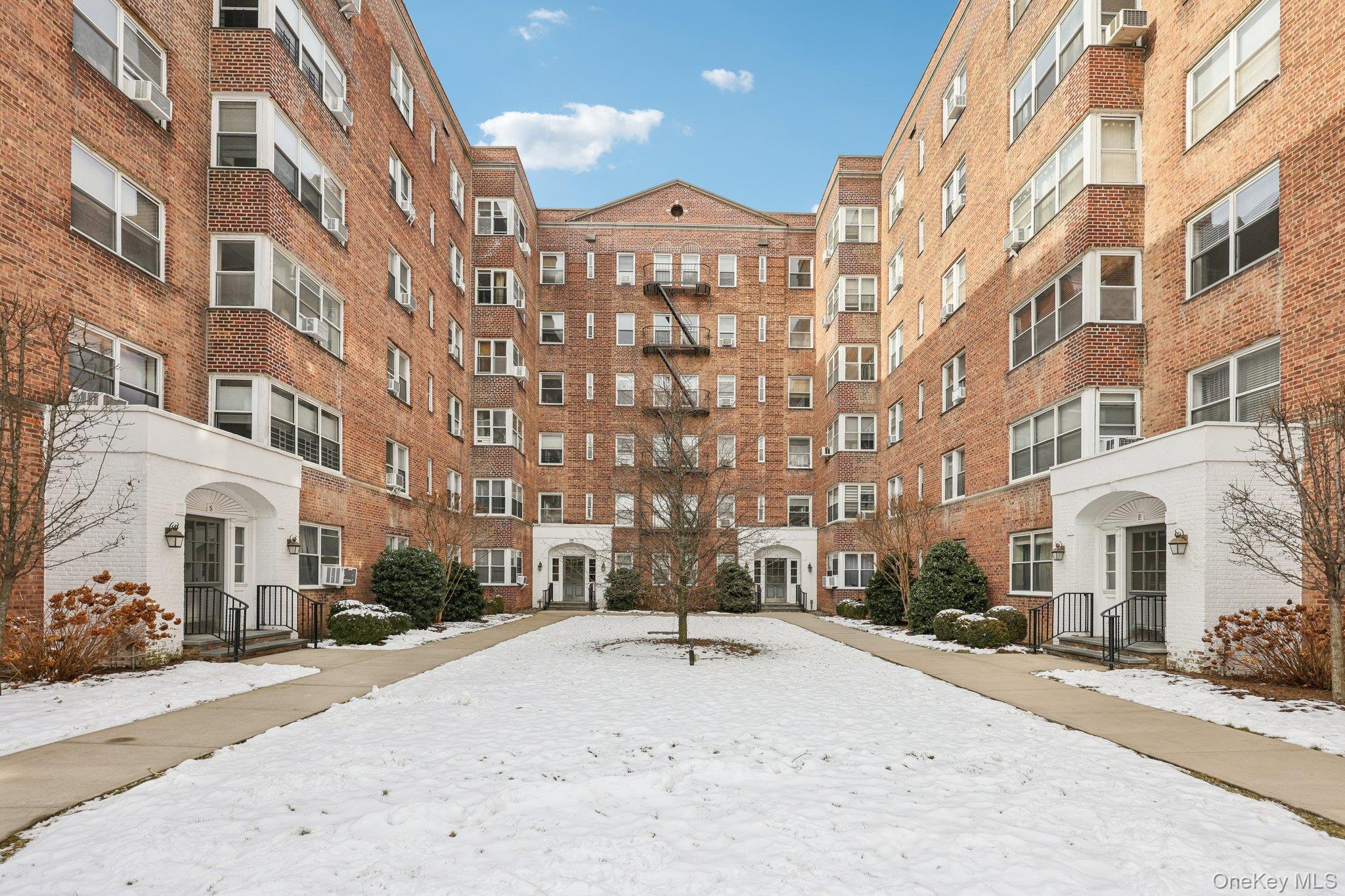 Coop Bronxville Westchester County, NY 10708, MLS-953198-26