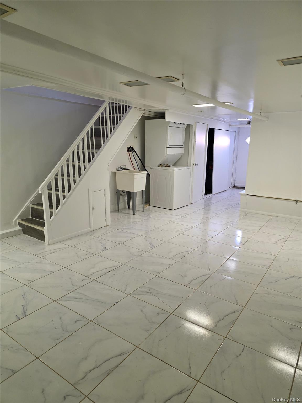 Single Family 77th  Queens, NY 11367, MLS-953228-9