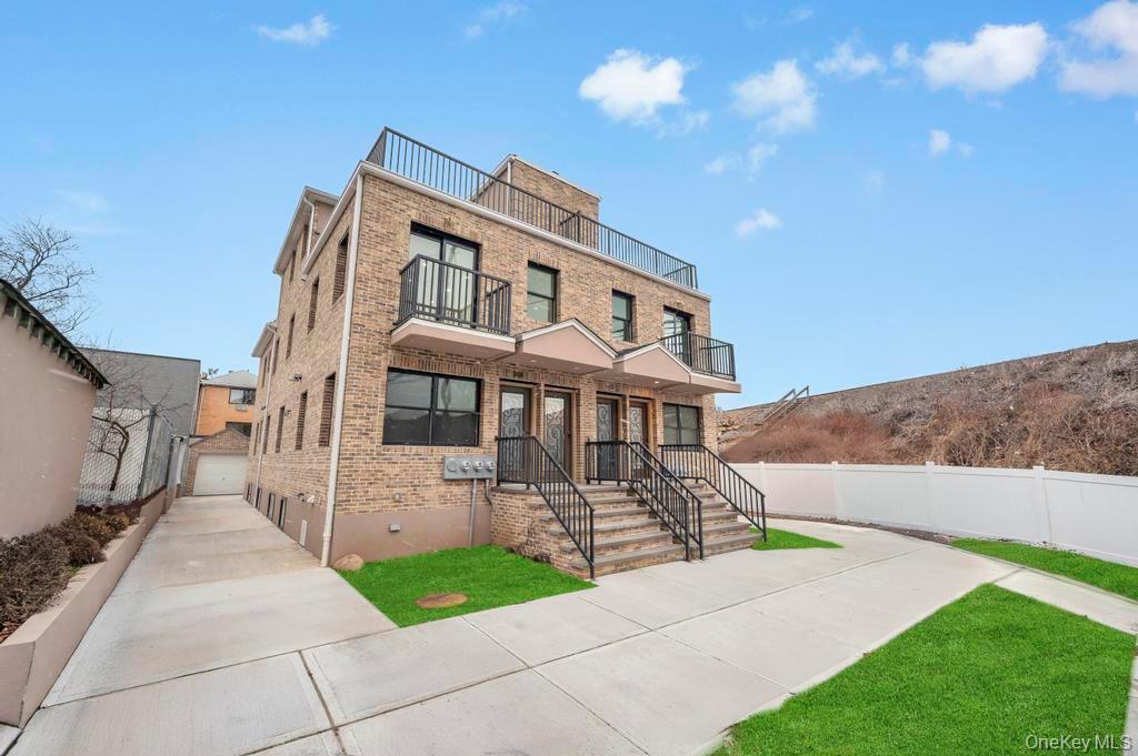 Single Family 56 Queens, NY 11377, MLS-953239-4