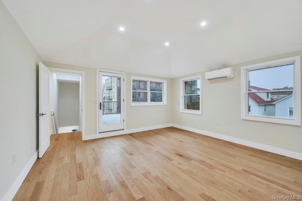 Single Family 56 Queens, NY 11377, MLS-953239-41