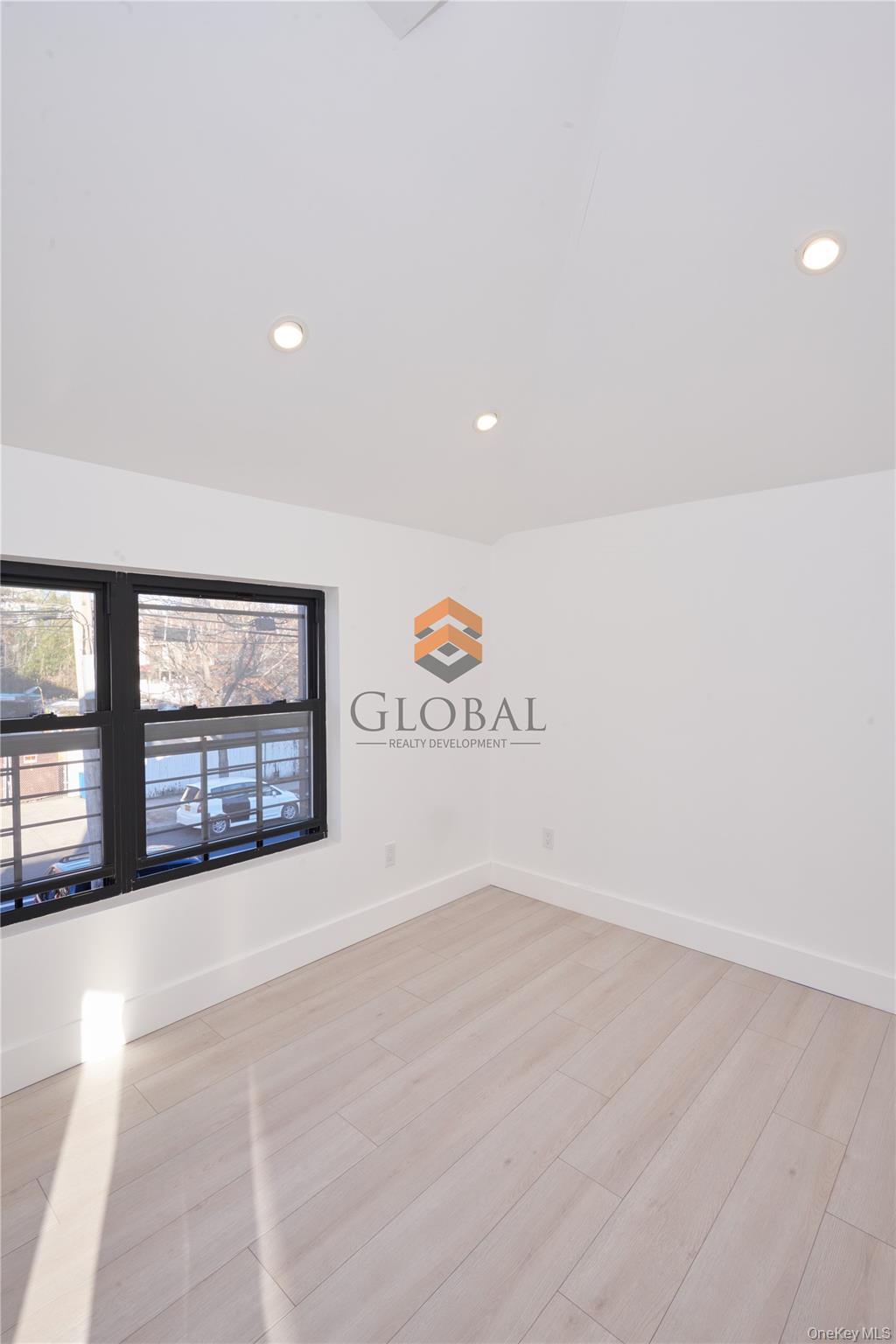Single Family Tilden  Bronx, NY 10469, MLS-953253-29