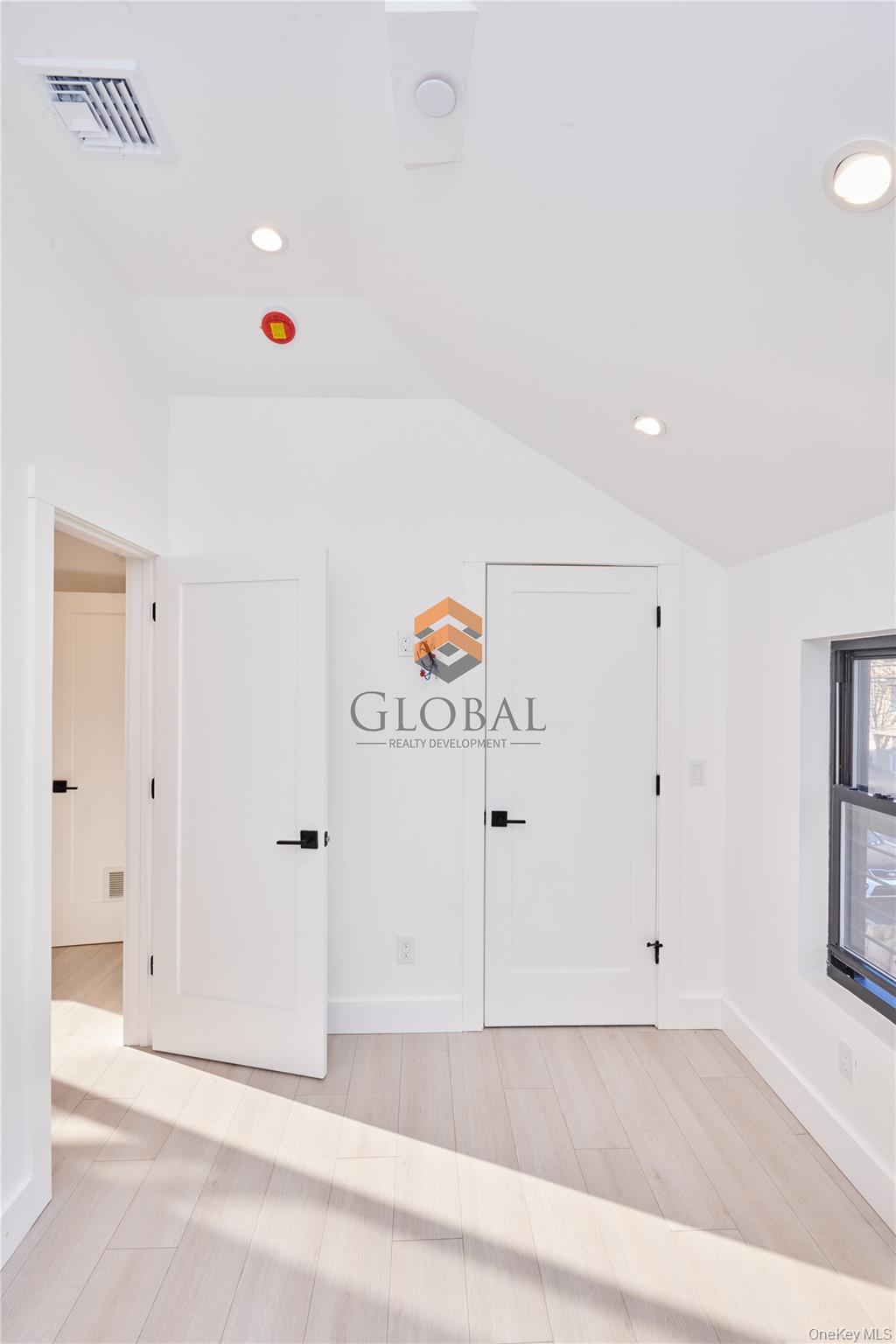 Single Family Tilden  Bronx, NY 10469, MLS-953253-30