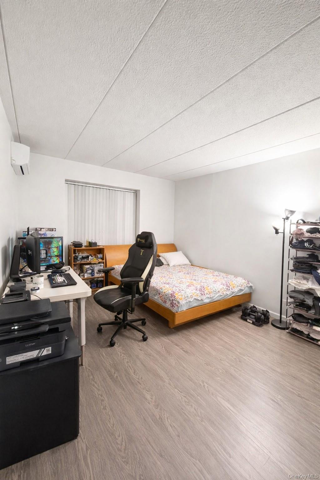 Coop Barclay  Queens, NY 11355, MLS-953258-3