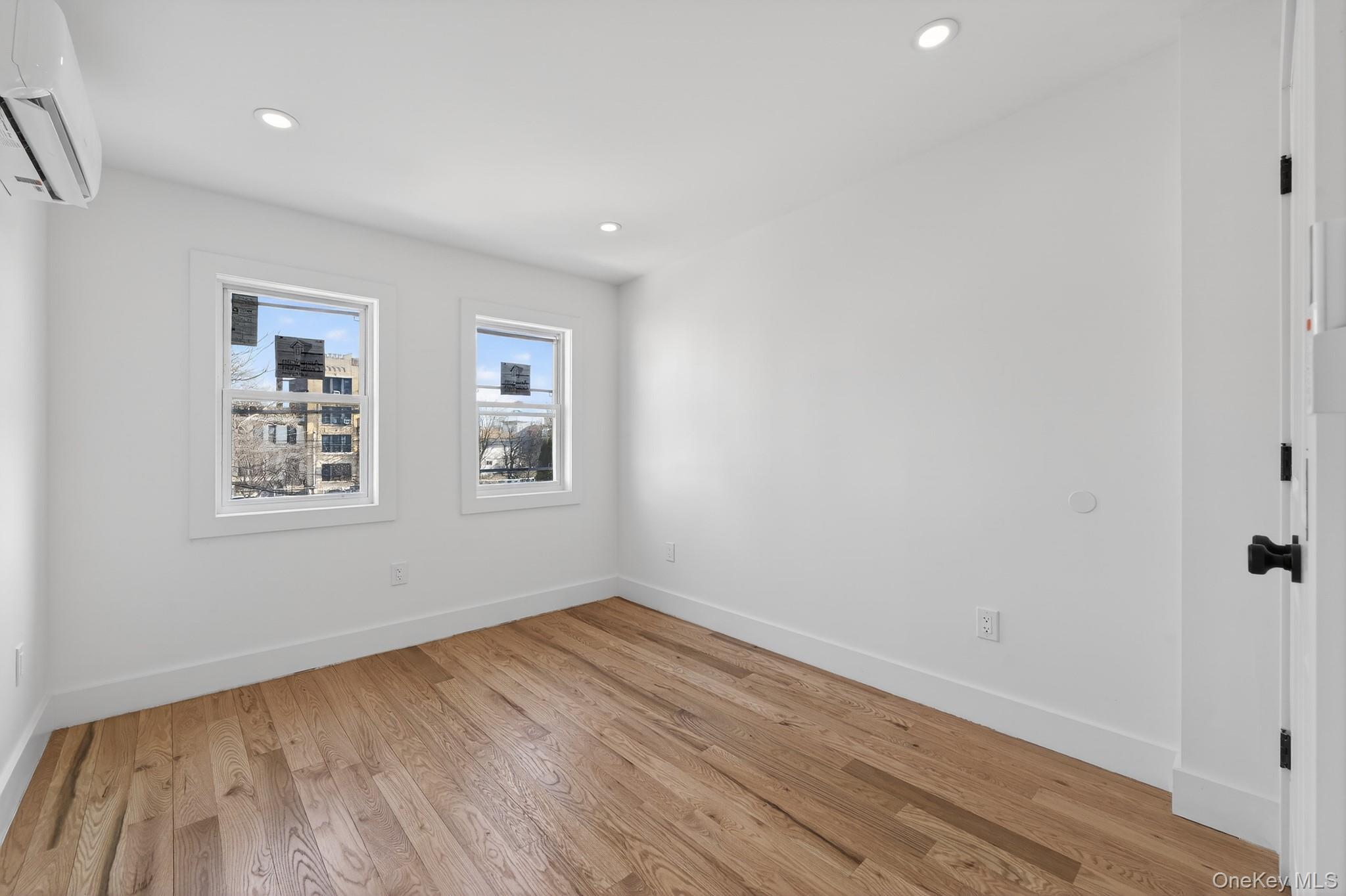 Single Family New Jersey  Brooklyn, NY 11207, MLS-953309-4