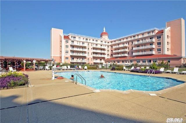 Condo Richmond Nassau County, NY 11561, MLS-953330-2