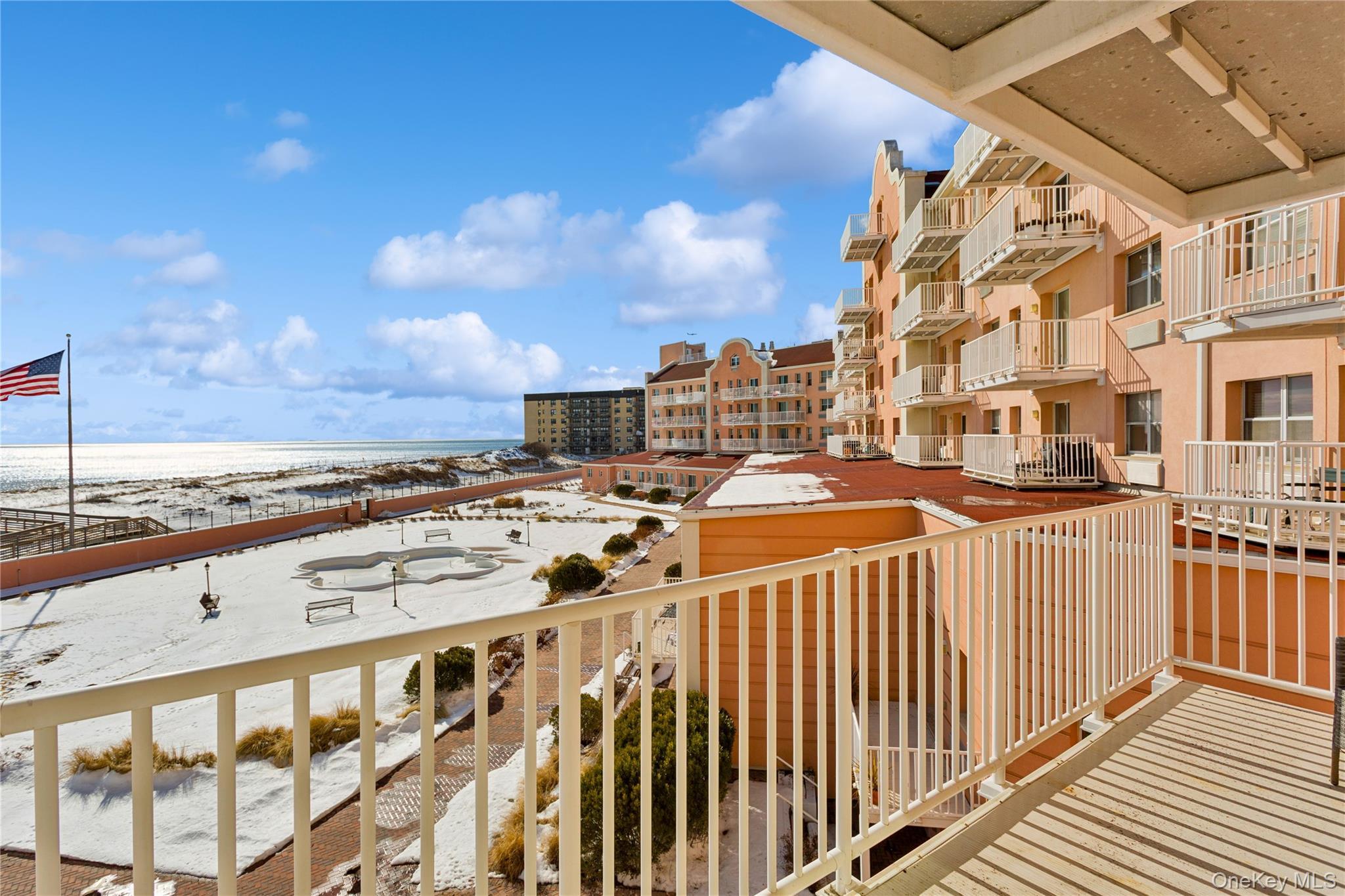 Condo Richmond Nassau County, NY 11561, MLS-953330-26