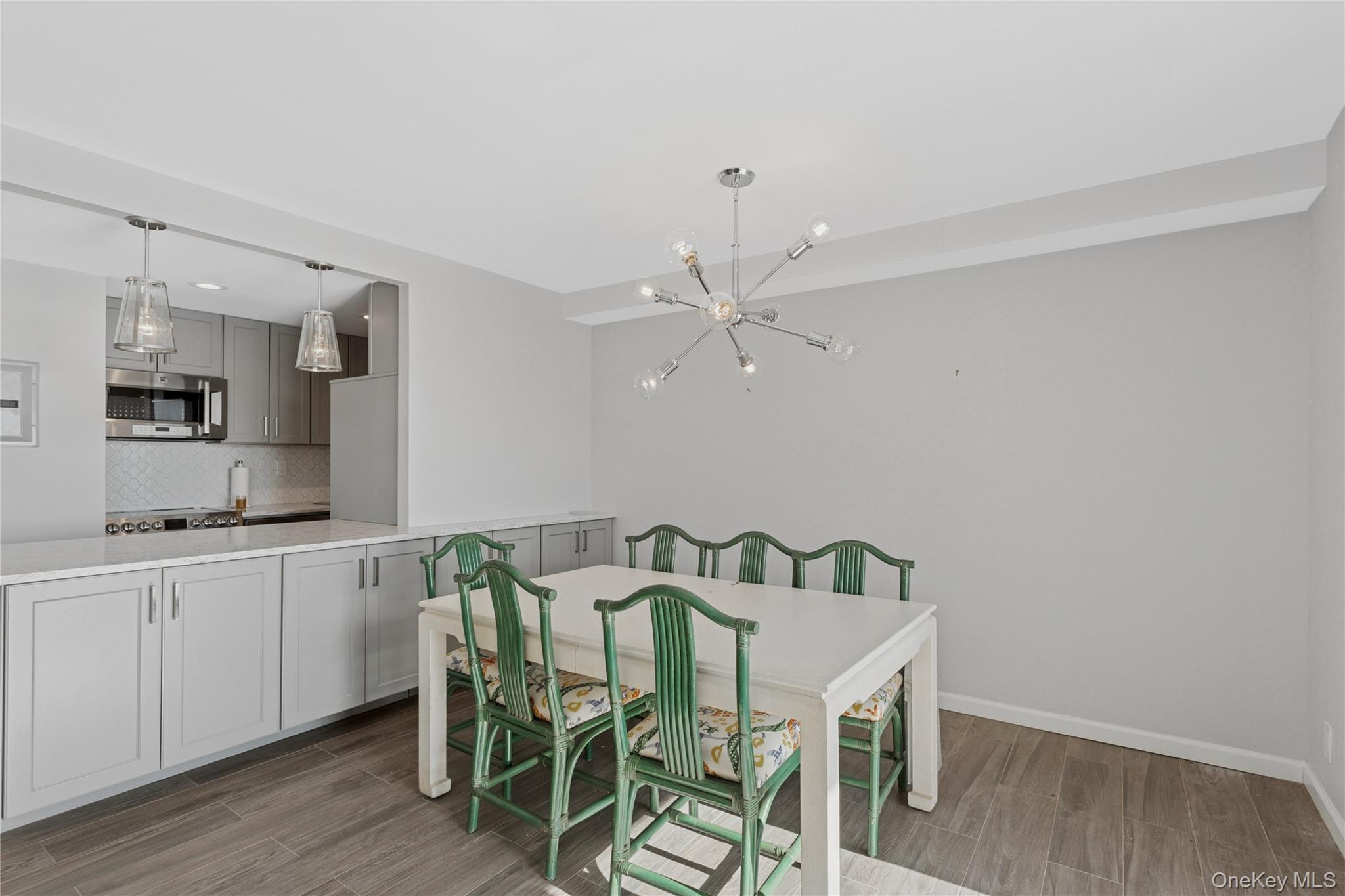 Condo Richmond Nassau County, NY 11561, MLS-953330-9