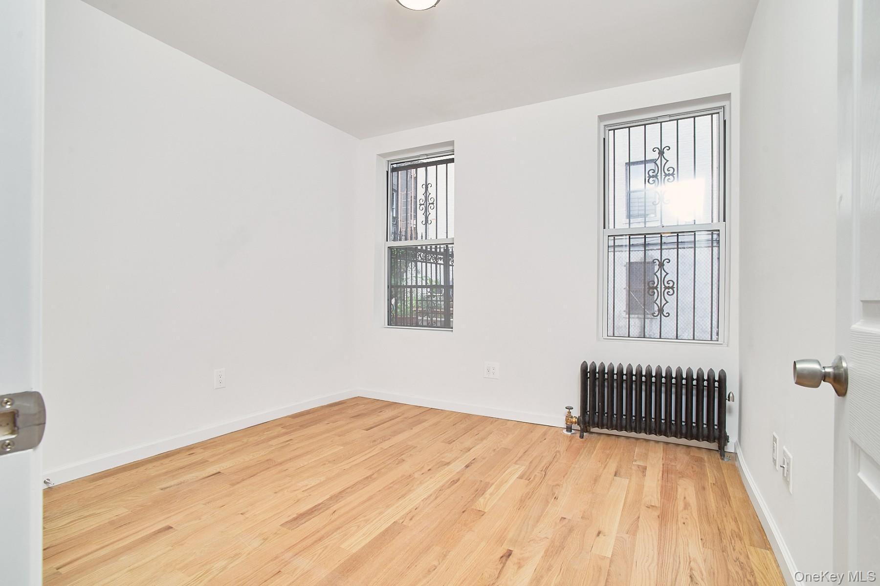 Single Family Grant  Bronx, NY 10456, MLS-953346-15