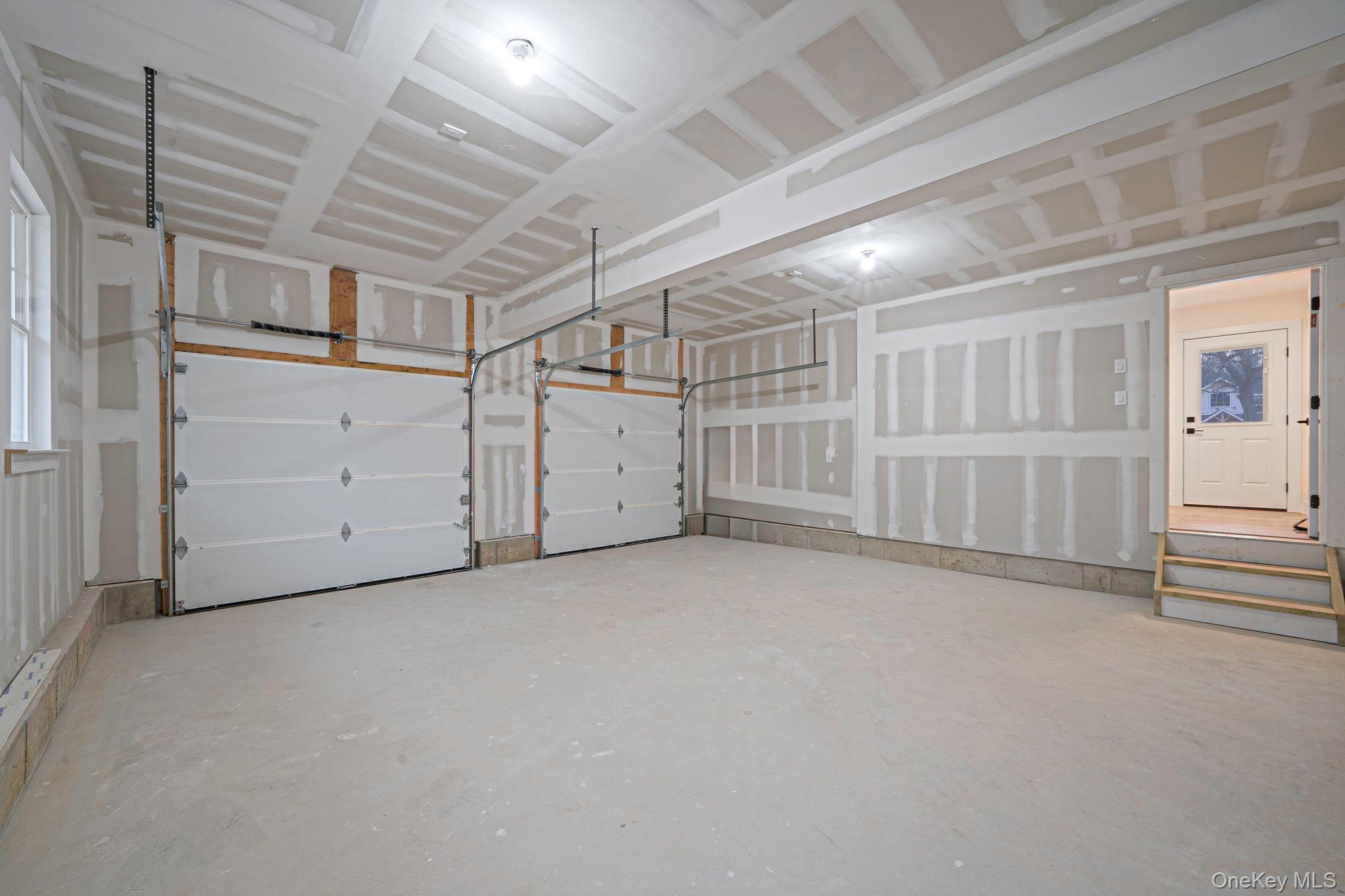 Single Family Blydenburgh Road  Suffolk County, NY 11720, MLS-953435-38