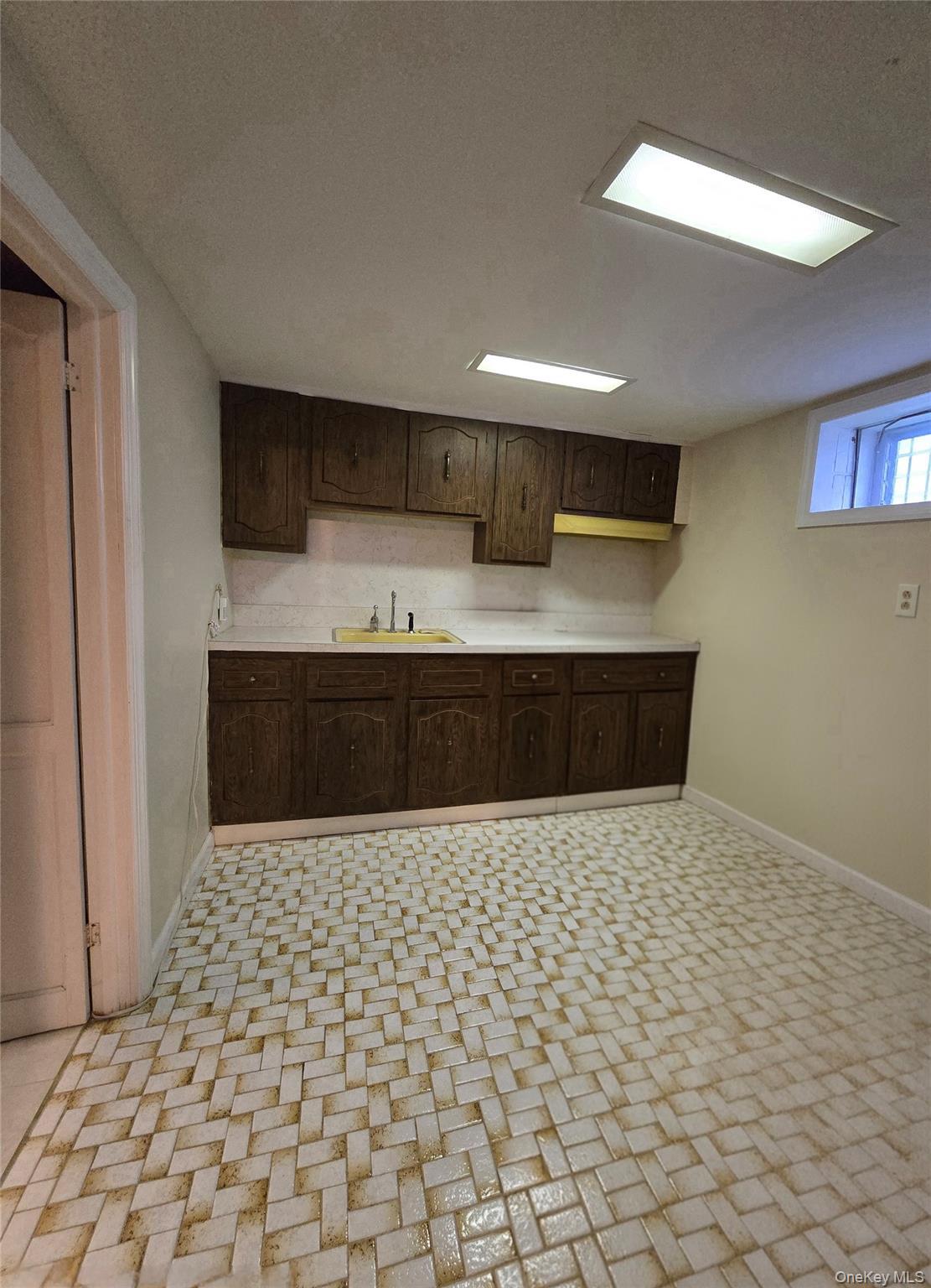 Single Family 89th  Queens, NY 11414, MLS-953443-23