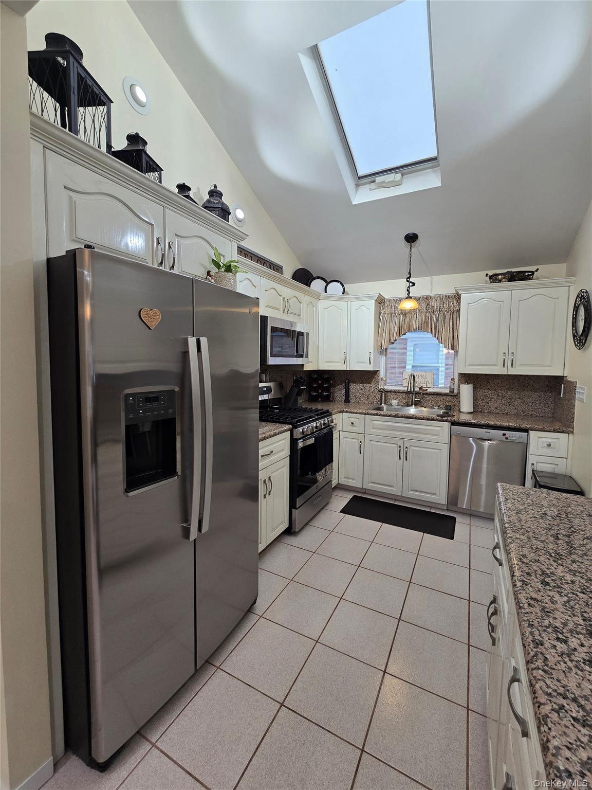 Single Family 89th  Queens, NY 11414, MLS-953443-7