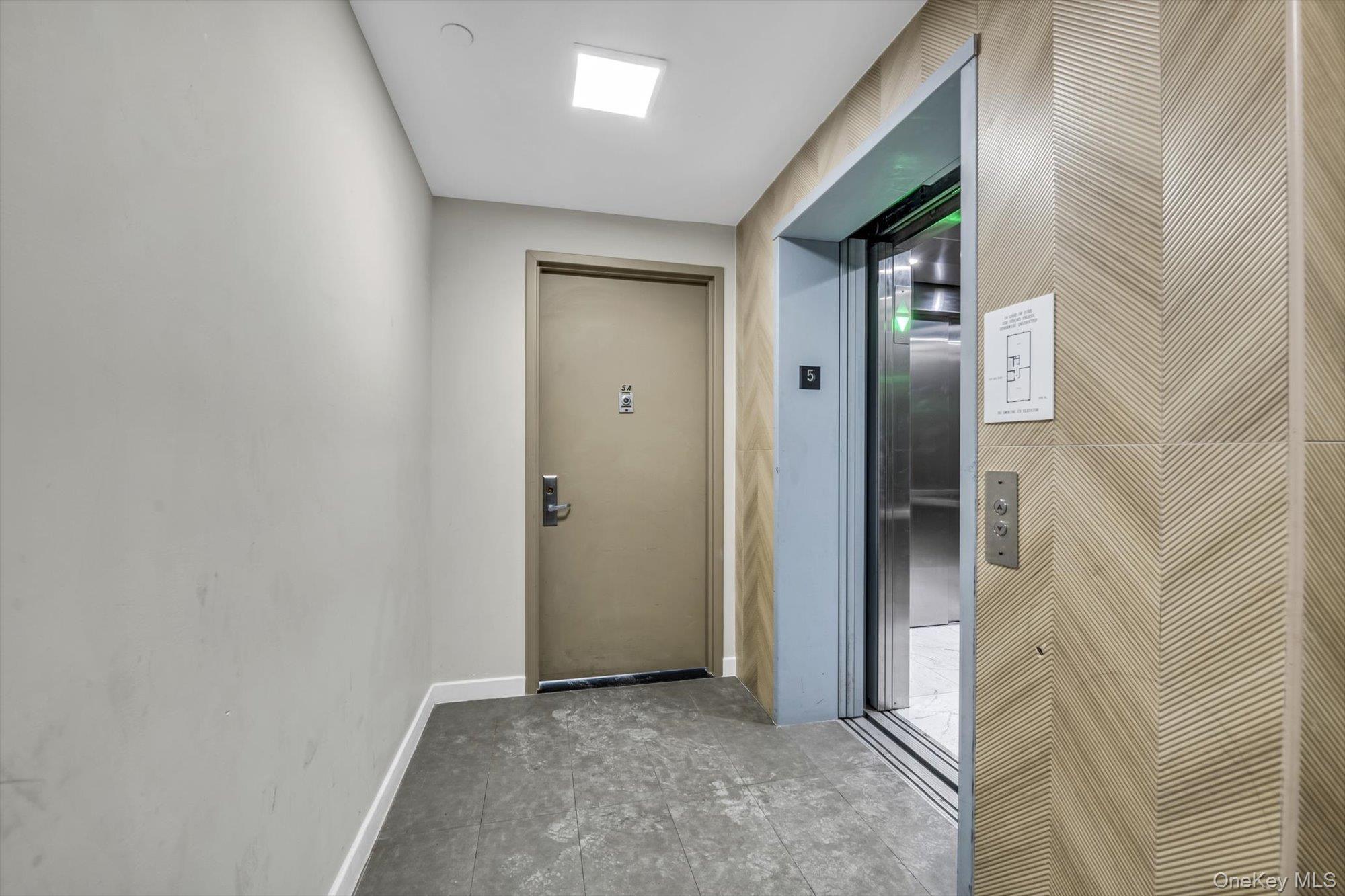 Condo 97th  Queens, NY 11368, MLS-953448-11