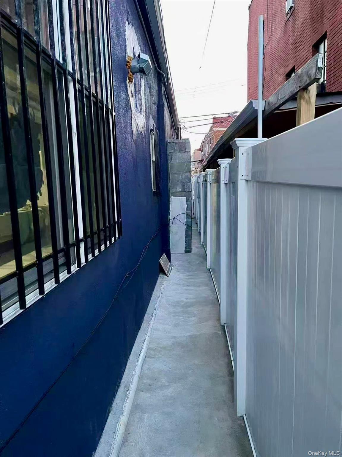 Single Family 31st Queens, NY 11370, MLS-953462-7