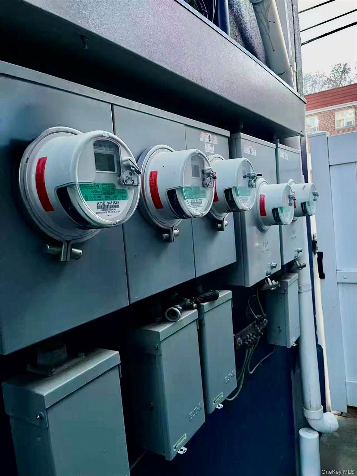 Single Family 31st Queens, NY 11370, MLS-953462-8