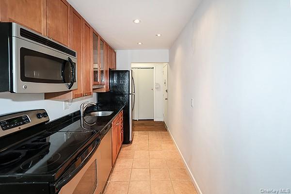 Coop Union Suffolk County, NY 11751, MLS-953481-10