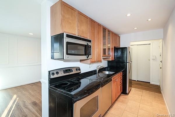 Coop Union Suffolk County, NY 11751, MLS-953481-9