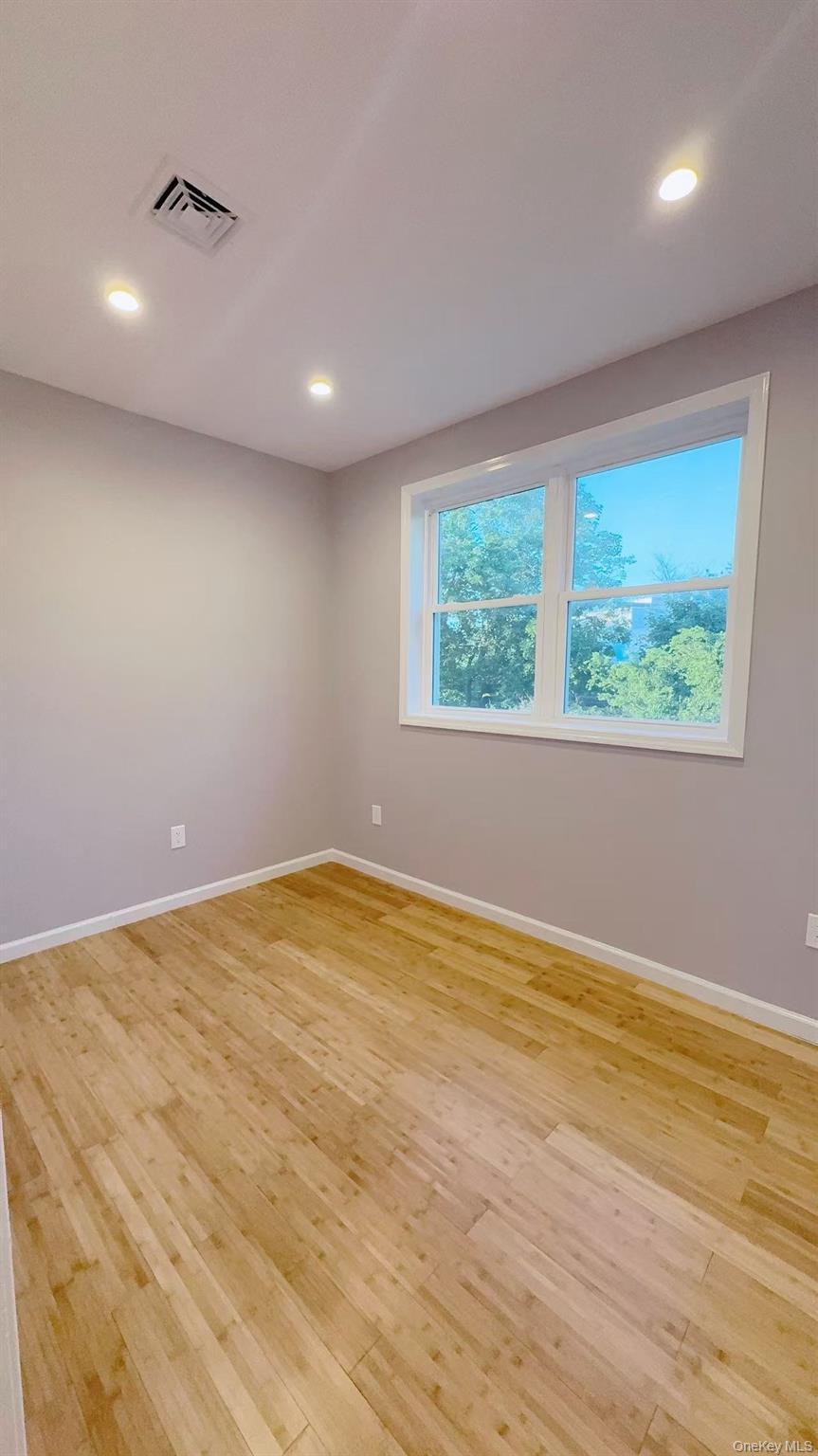 Single Family Hawtree Queens, NY 11417, MLS-953534-10