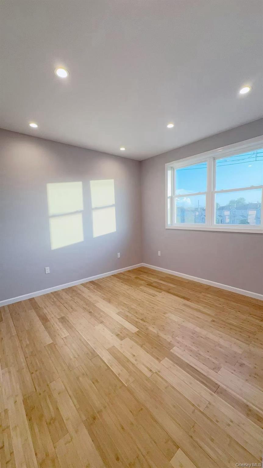 Single Family Hawtree Queens, NY 11417, MLS-953534-5