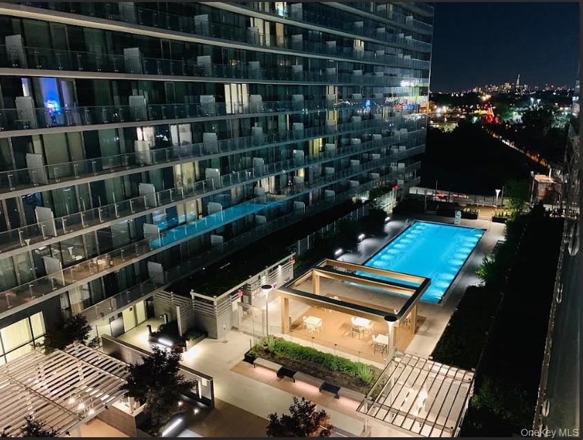 Condo 40th  Queens, NY 11354, MLS-953549-9