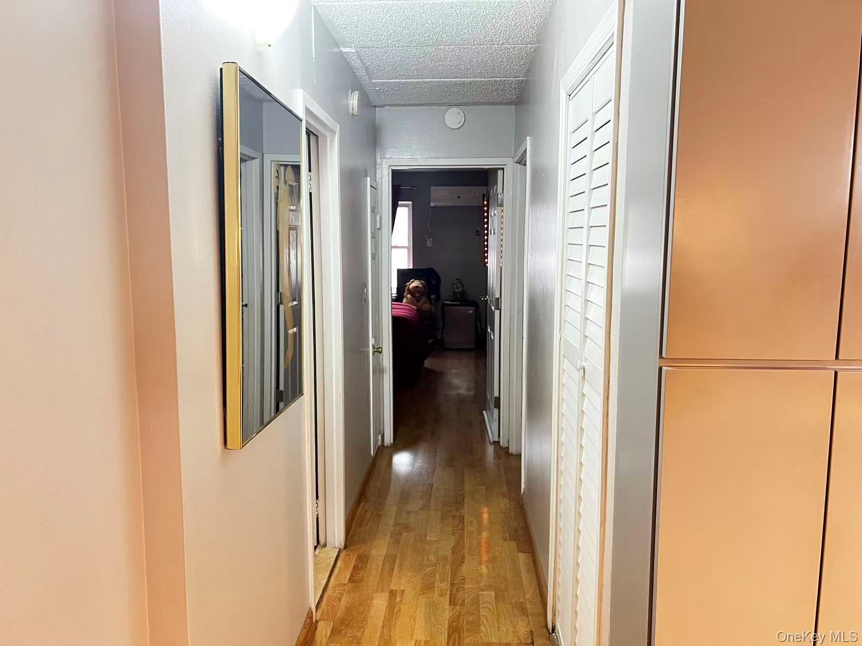 Condo Parsons  Queens, NY 11366, MLS-953564-6