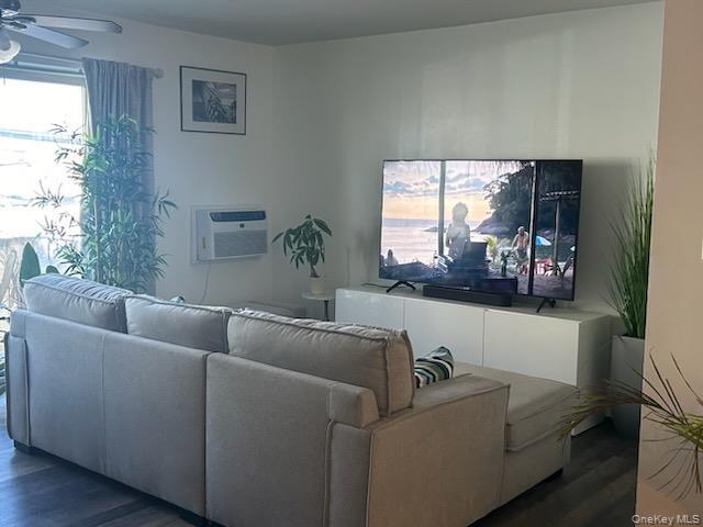 Single Family Beach 102nd Street  Queens, NY 11694, MLS-953654-16