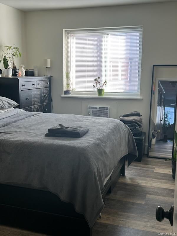 Single Family Beach 102nd Street  Queens, NY 11694, MLS-953654-19
