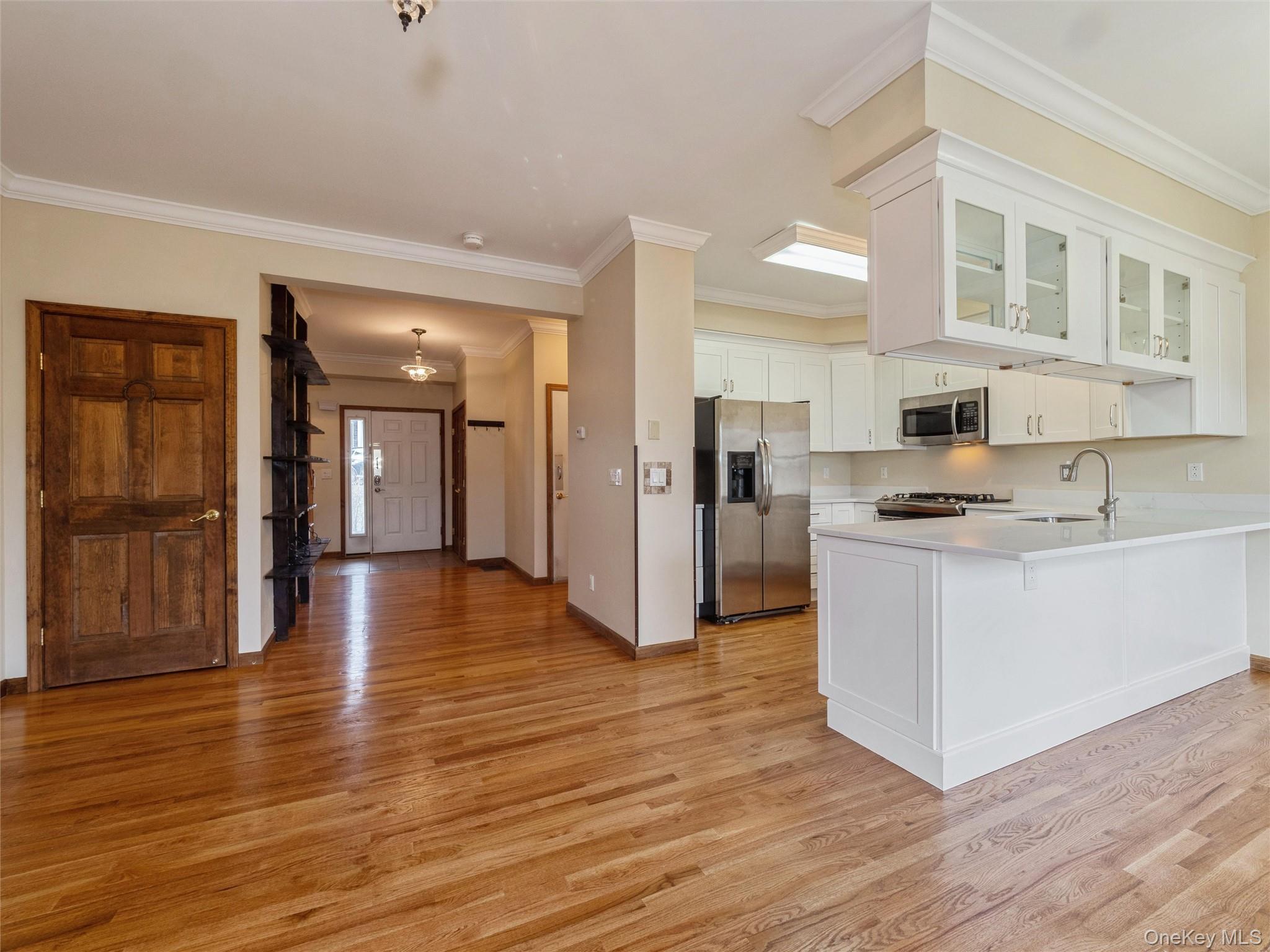 Condo Aveonis Dutchess County, NY 12524, MLS-953668-11