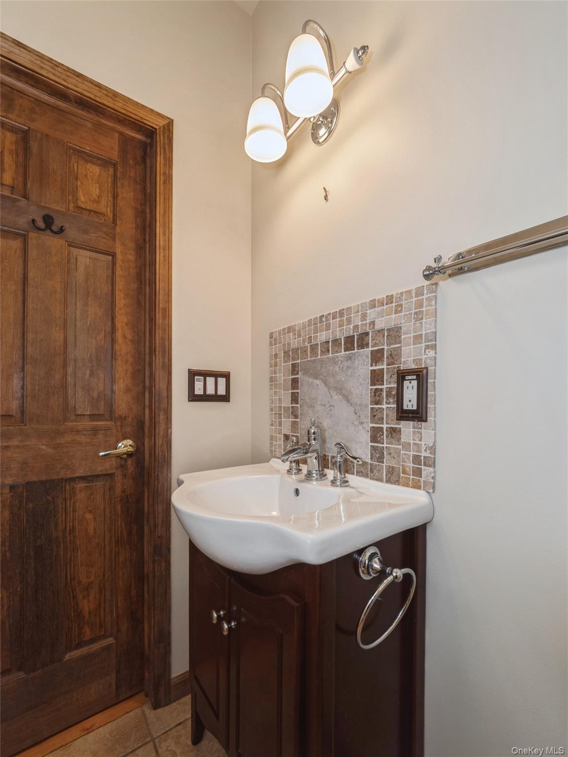 Condo Aveonis Dutchess County, NY 12524, MLS-953668-31