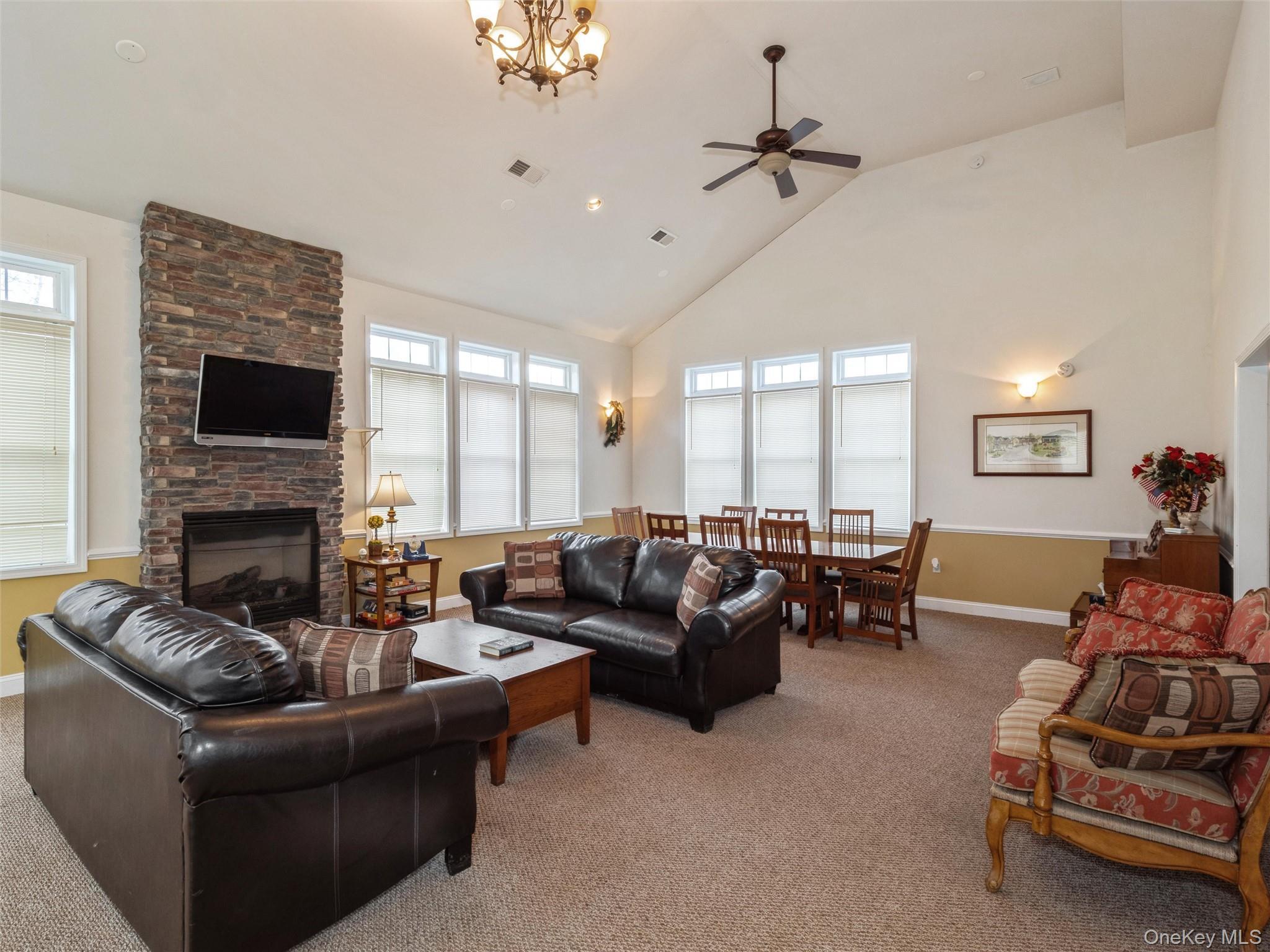 Condo Aveonis Dutchess County, NY 12524, MLS-953668-34