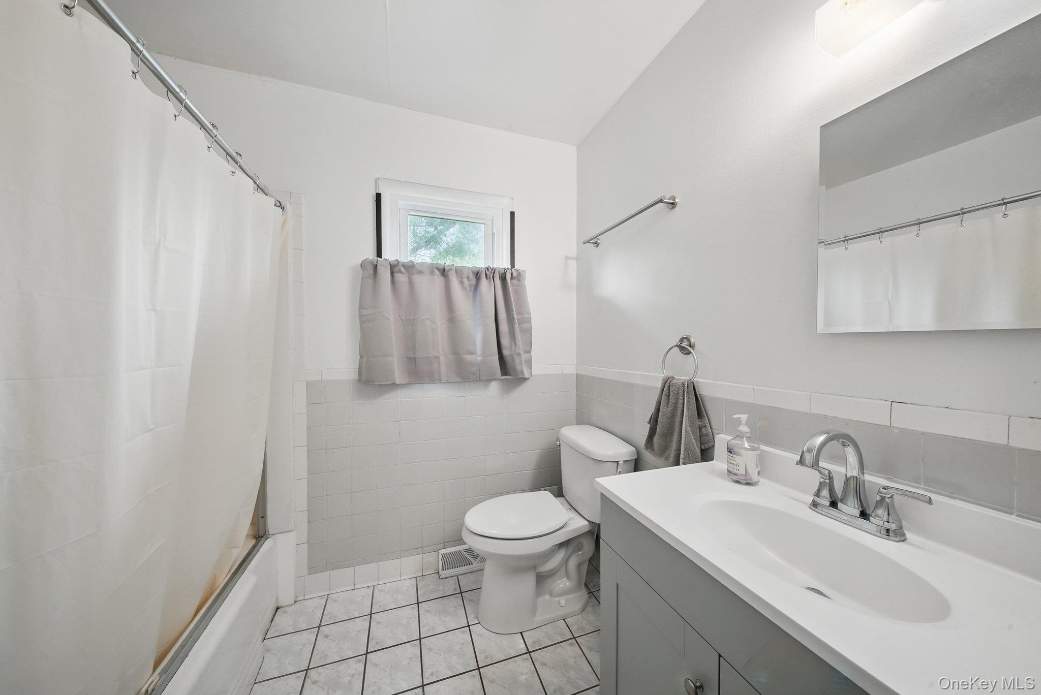 Single Family Long  Orange County, NY 12721, MLS-953680-13