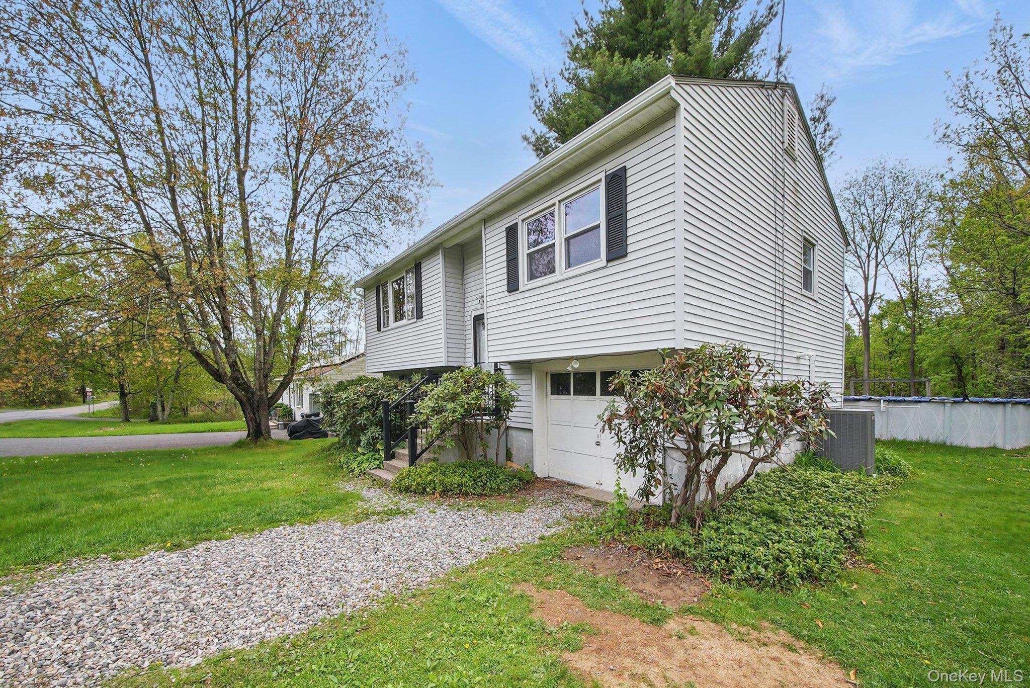 Single Family Long  Orange County, NY 12721, MLS-953680-2