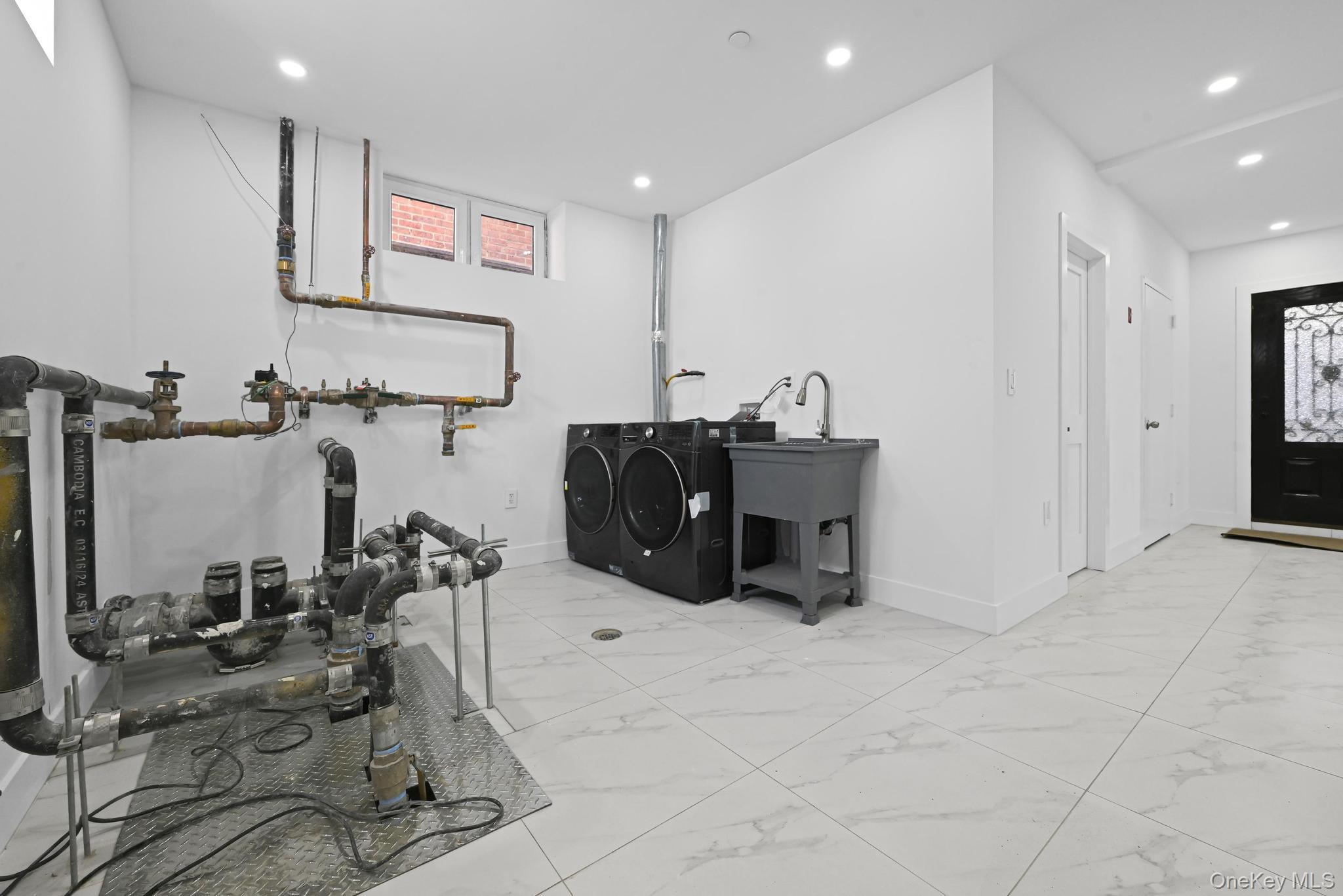 Single Family 164th  Queens, NY 11358, MLS-953698-45