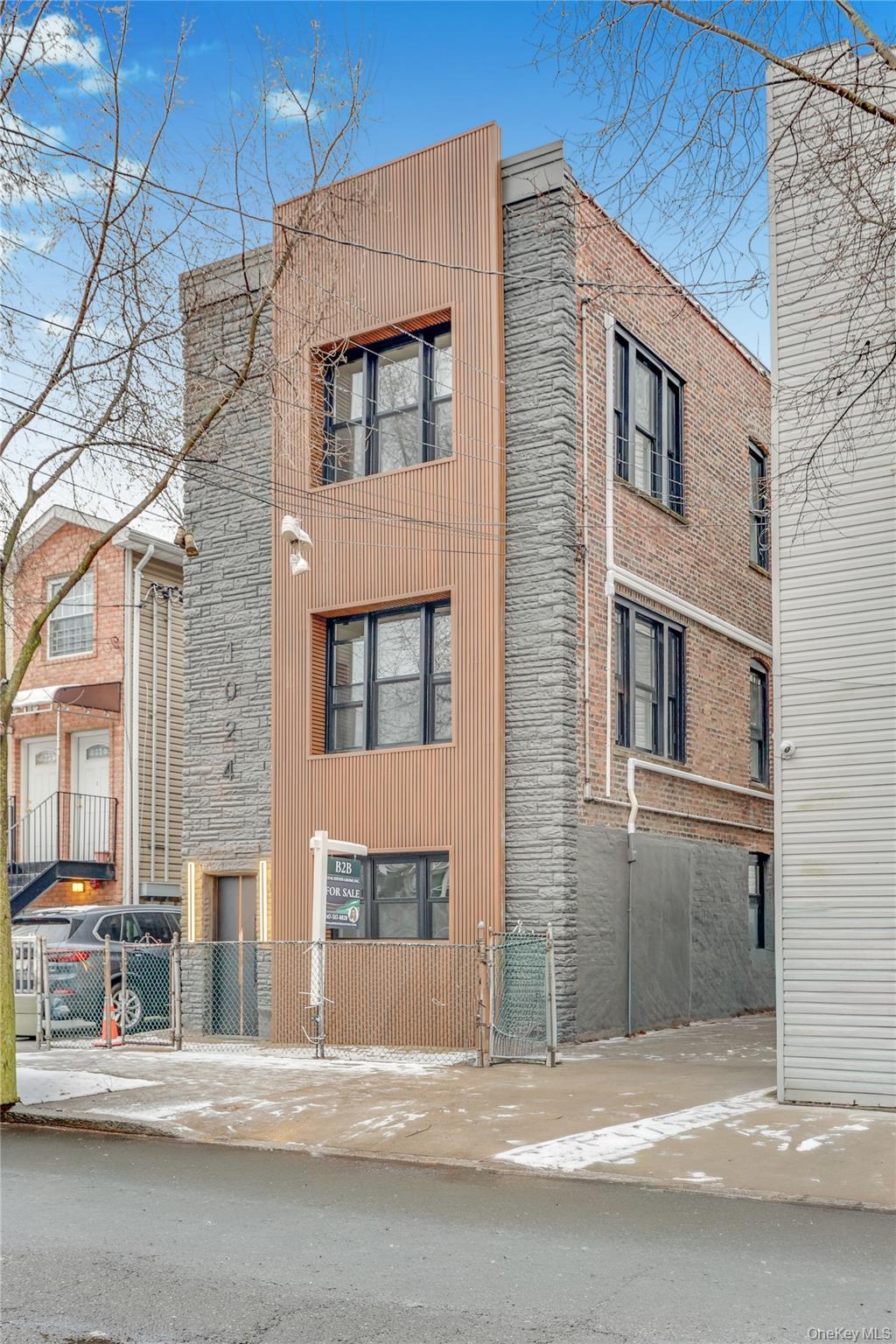 Single Family 226th Bronx, NY 10466, MLS-953739-2