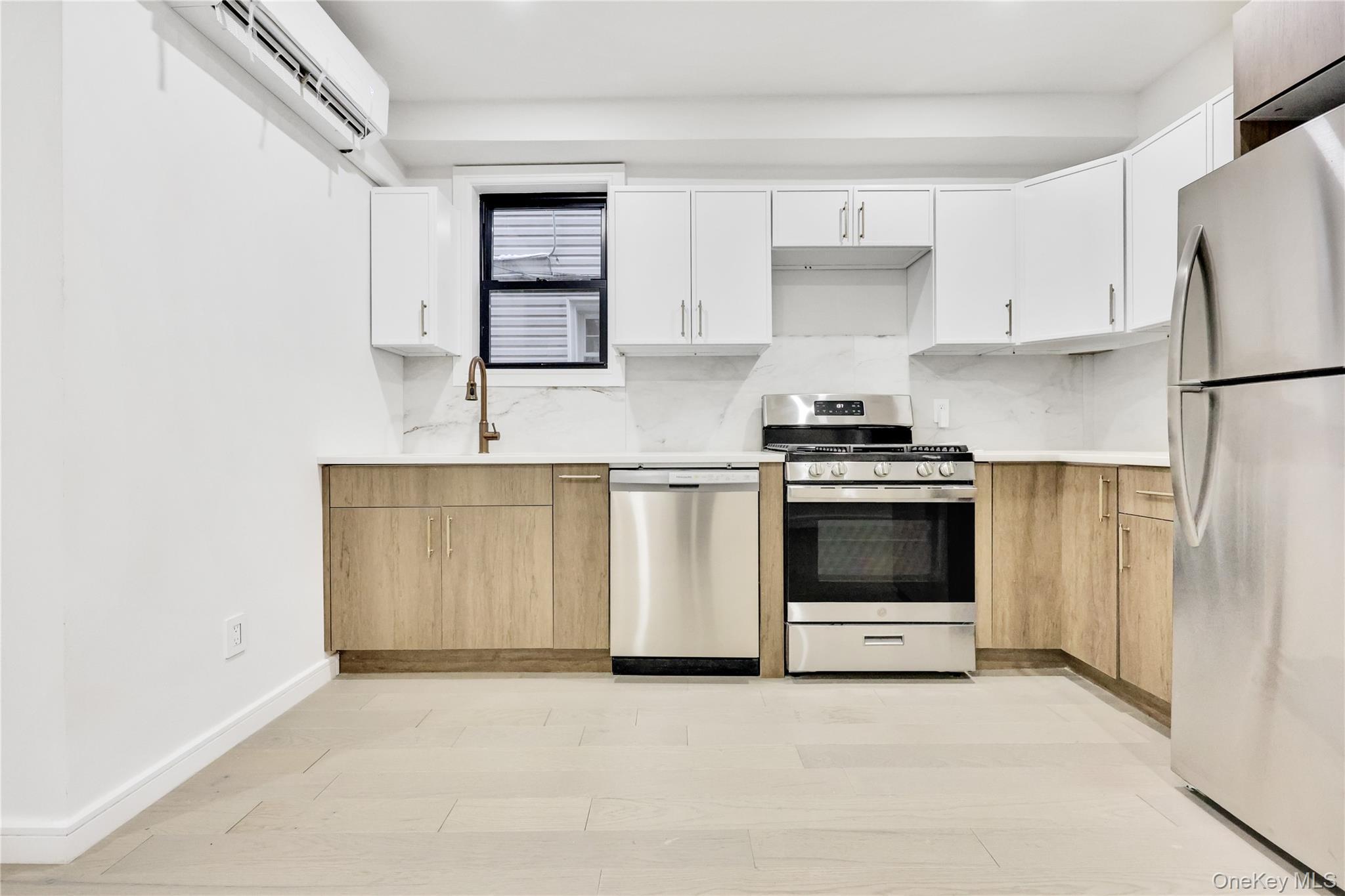 Single Family 226th Bronx, NY 10466, MLS-953739-9