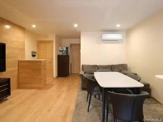 Single Family 46th  Queens, NY 11377, MLS-953772-3