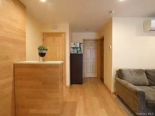 Single Family 46th  Queens, NY 11377, MLS-953772-4