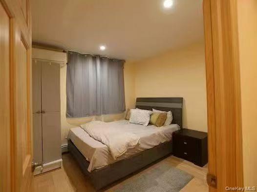 Single Family 46th  Queens, NY 11377, MLS-953772-6