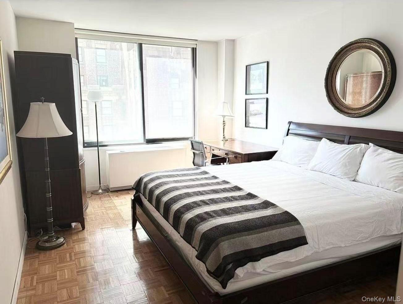 Apartment 48th  Manhattan, NY 10017, MLS-953780-4