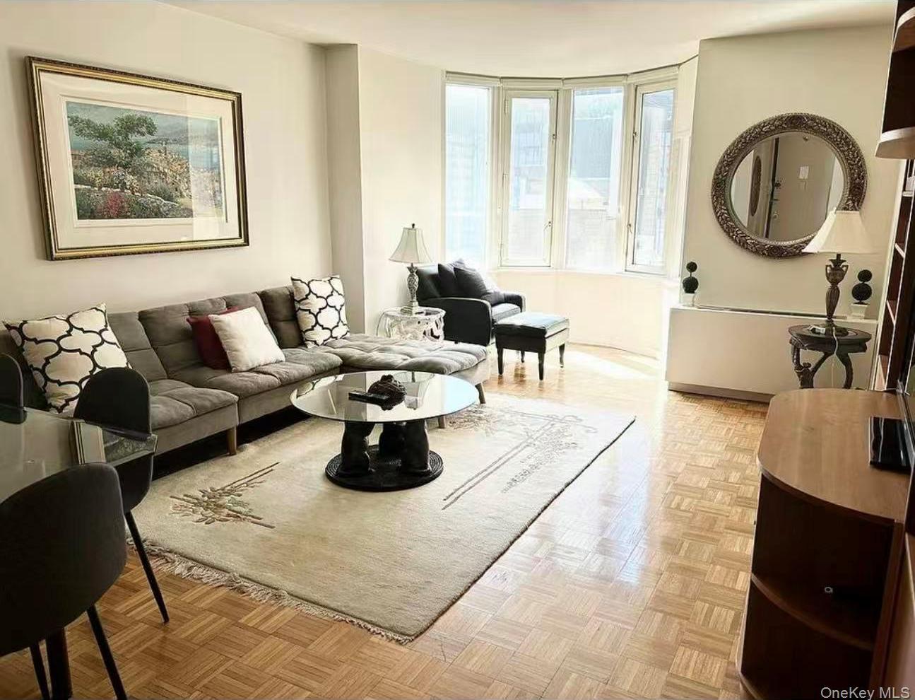 Apartment 48th  Manhattan, NY 10017, MLS-953780-6