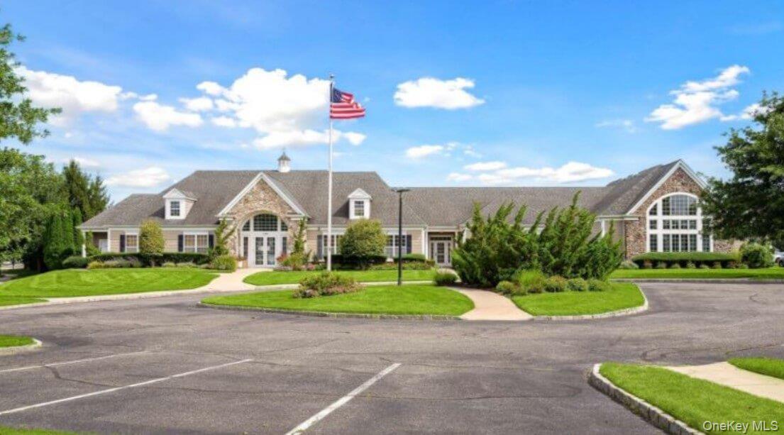 Condo Kimberly  Suffolk County, NY 11977, MLS-953821-20