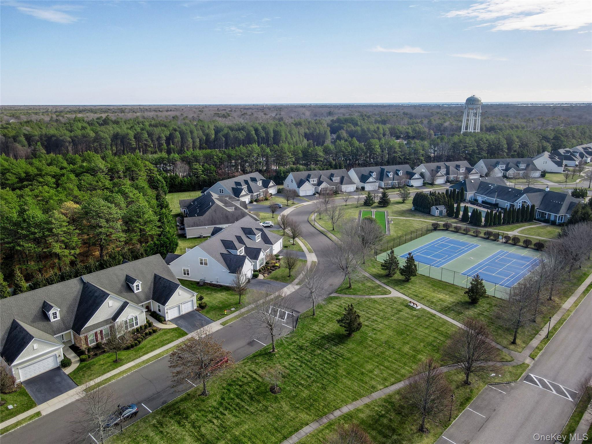 Condo Kimberly  Suffolk County, NY 11977, MLS-953821-33