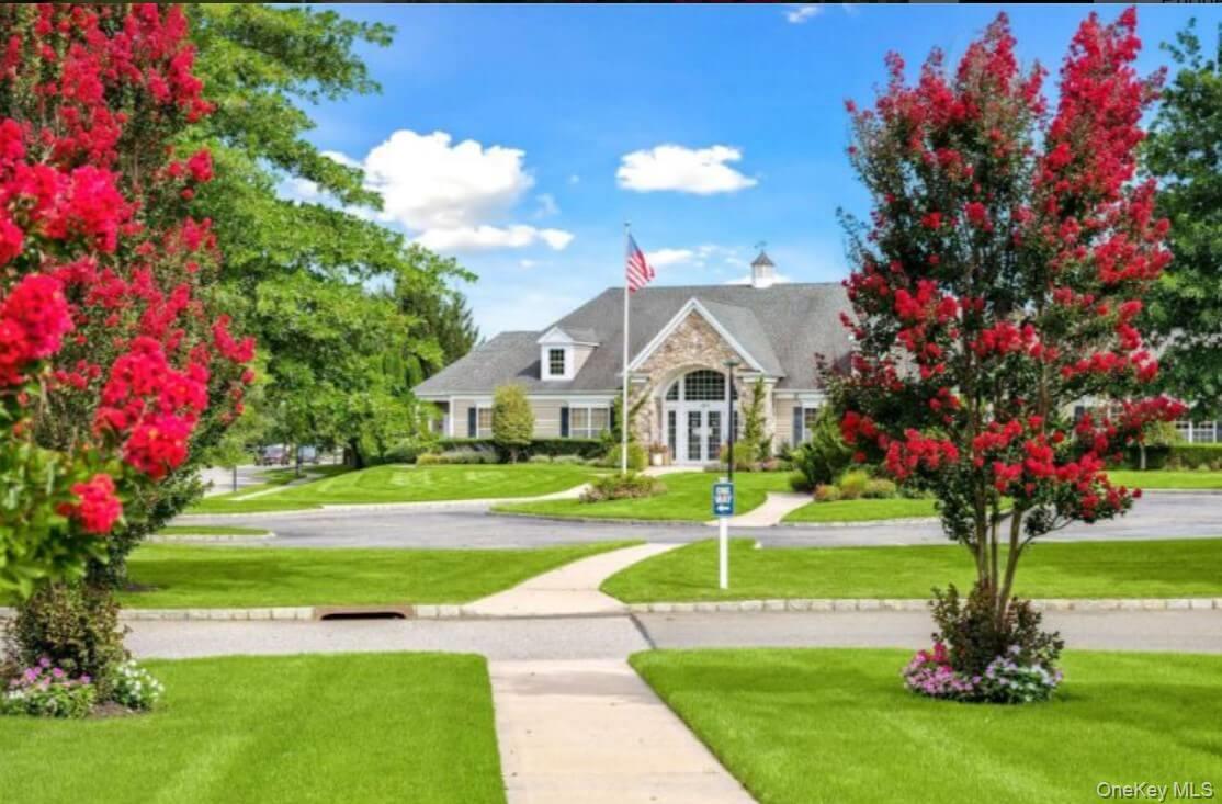 Condo Kimberly  Suffolk County, NY 11977, MLS-953821-6