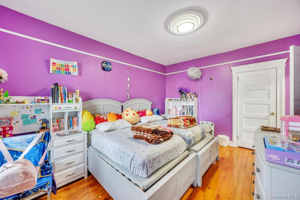 Single Family 184th  Queens, NY 11423, MLS-953831-24