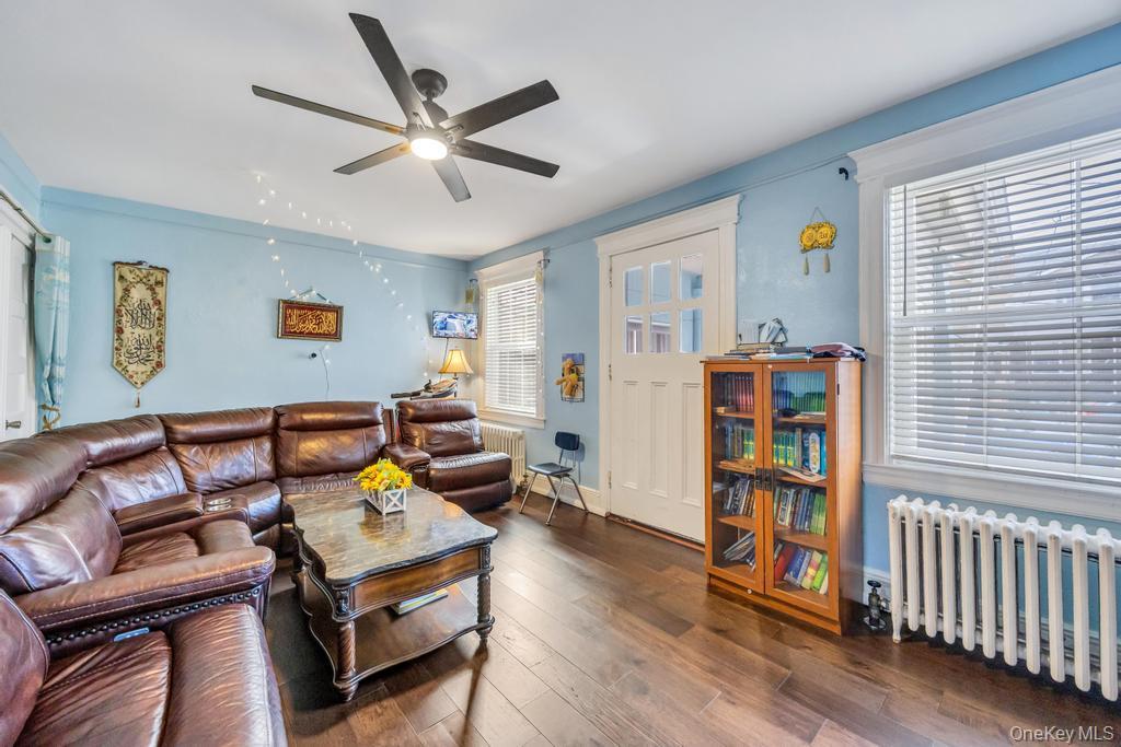 Single Family 184th  Queens, NY 11423, MLS-953831-8