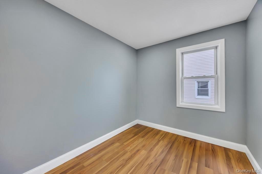 Single Family Sapir  Nassau County, NY 11580, MLS-953895-11